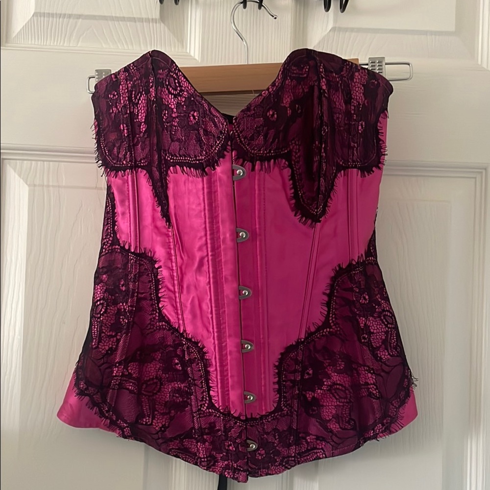 ADORE ME MAHOGANY LACE CORSET Size Medium Mean Girls